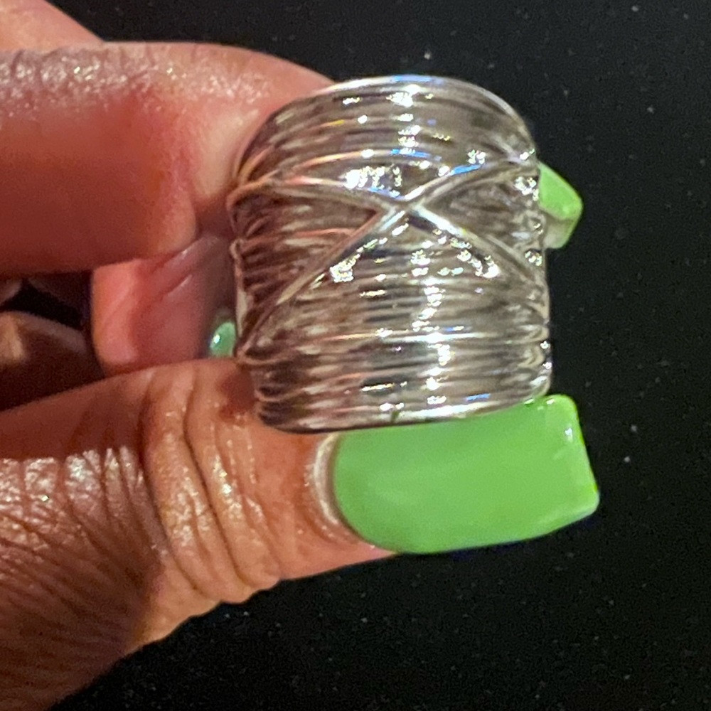 Urban Overlap Silver Ring